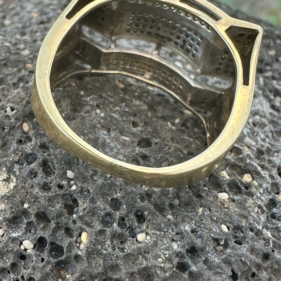10k gold diamond ring - Picture 2 of 2